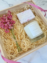 Load image into Gallery viewer, Gift for Her Hamper